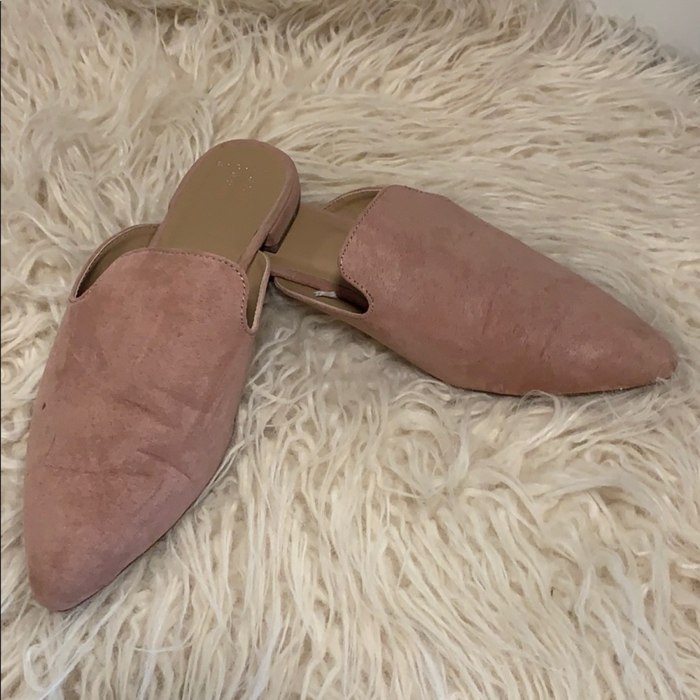 Pink nude suede mule